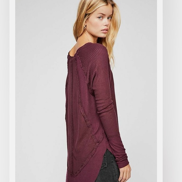 Free People Women Catalina
High Low Rib Trim Thermal Top
Burgundy Size S - Picture 3 of 6